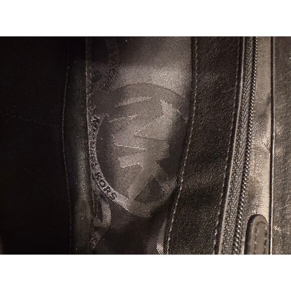 Michael Kors Studded Black Leather Zip Around Wallet 8x4x1 - Picture 6 of 8